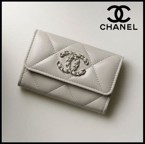 chanel 2 fold wallet|chanel card holders.